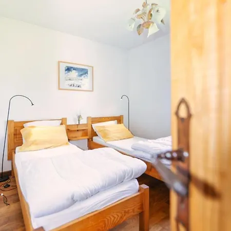 Holiday home Le Peyrou 2/3 Personnes A La Viale Saint-Pierre-des-Tripiers