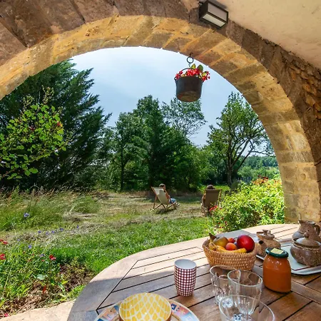 Le Peyrou 2/3 Personnes A La Viale Holiday home